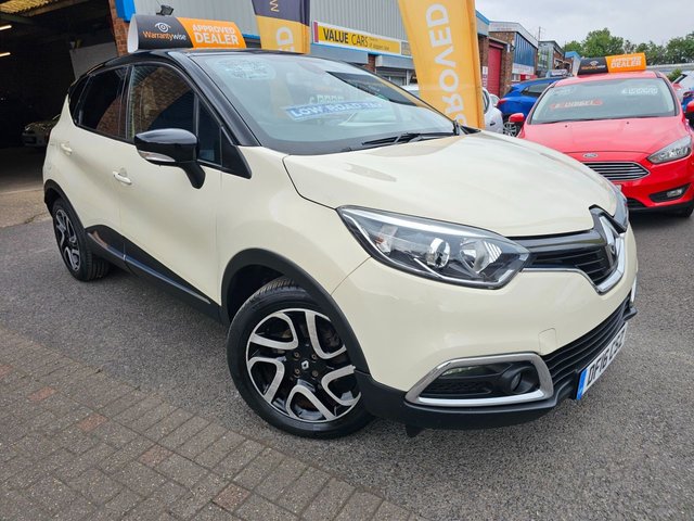 View our RENAULT CAPTUR