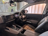 USED 2020 70 CITROEN C5 AIRCROSS 1.2 PureTech Flair Plus SUV 5dr Petrol EAT8 Euro 6 (s/s) (130 ps)+2 KEYS+HISTORY+PARK CONTROL+NEW TIMING BELT AND SERVICED+CRUISE+CLIMATE+PRIVACY+BLUETOOTH+MEDIA+ALLOYS+NAV+APPS+ 2 KEYS+HISTORY+PARK CONTROL+NEW TIMING BELT AND SERVICED+CRUISE+CLIMATE+PRIVACY+BLUETOOTH+MEDIA+ALLOYS+NAV+APPS+HPI CLEAR