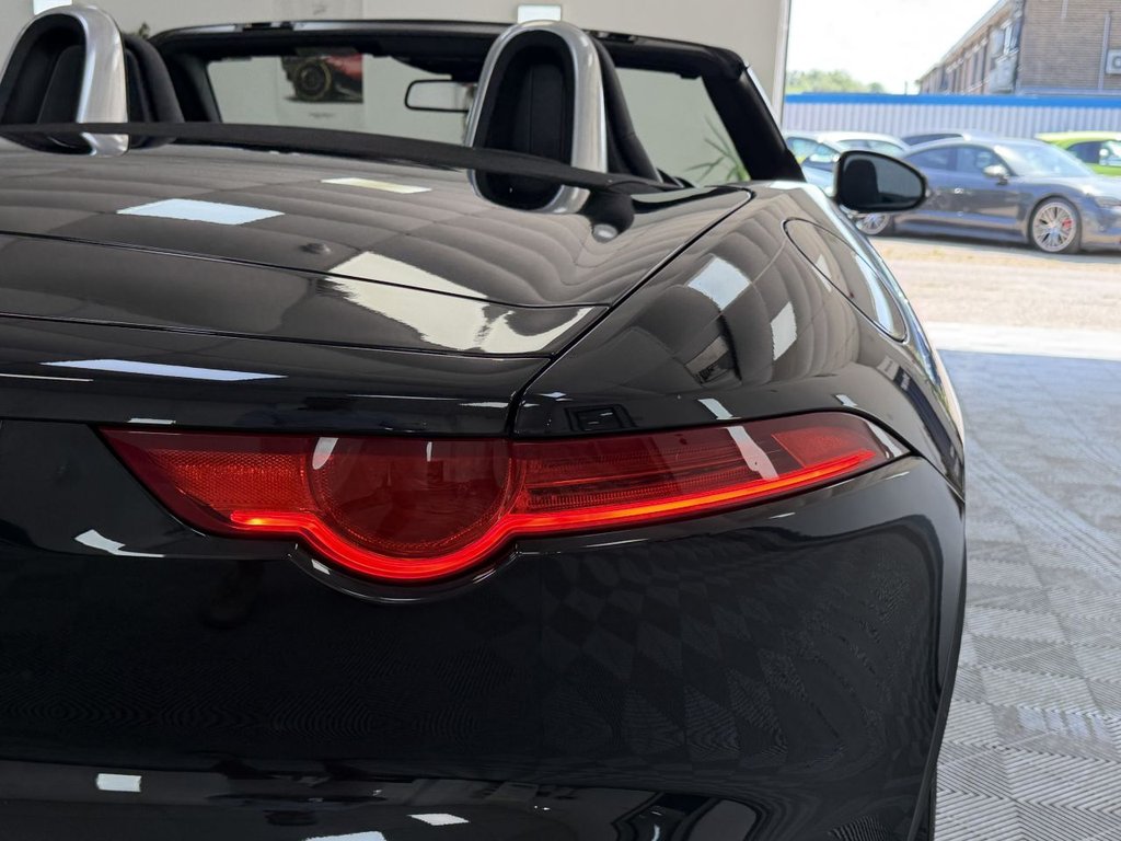 USED 2014 F JAGUAR F-TYPE 3.0 V6 Convertible 2dr Petrol Auto Euro 5 (s/s) (340 ps) 