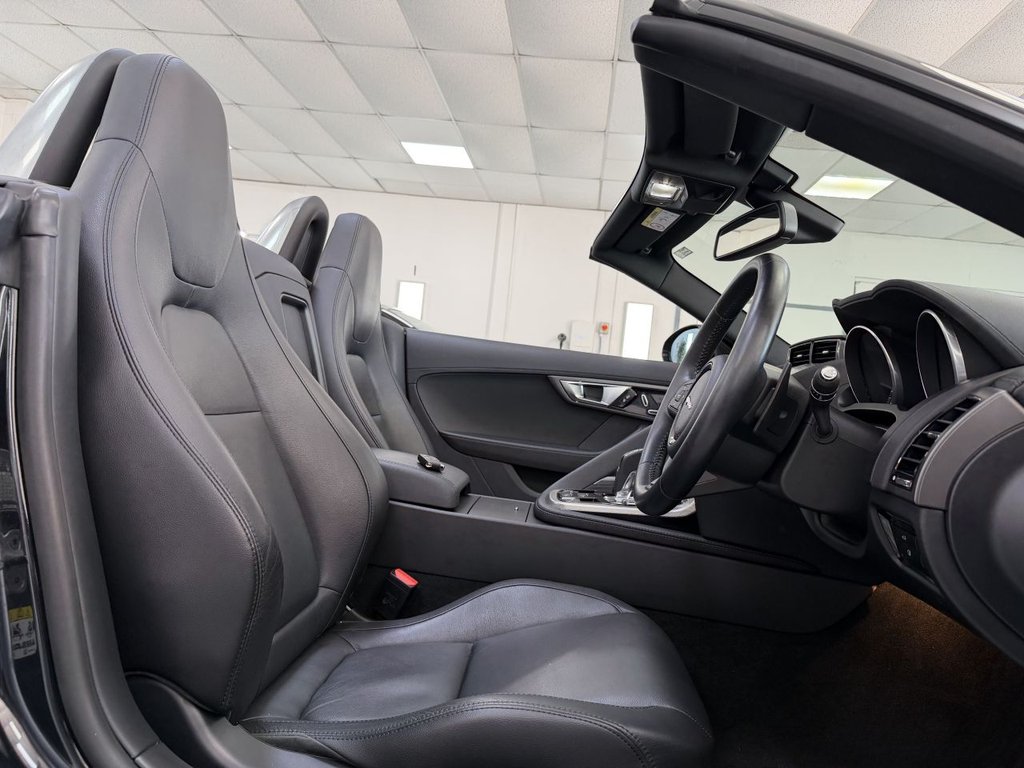 USED 2014 F JAGUAR F-TYPE 3.0 V6 Convertible 2dr Petrol Auto Euro 5 (s/s) (340 ps) 