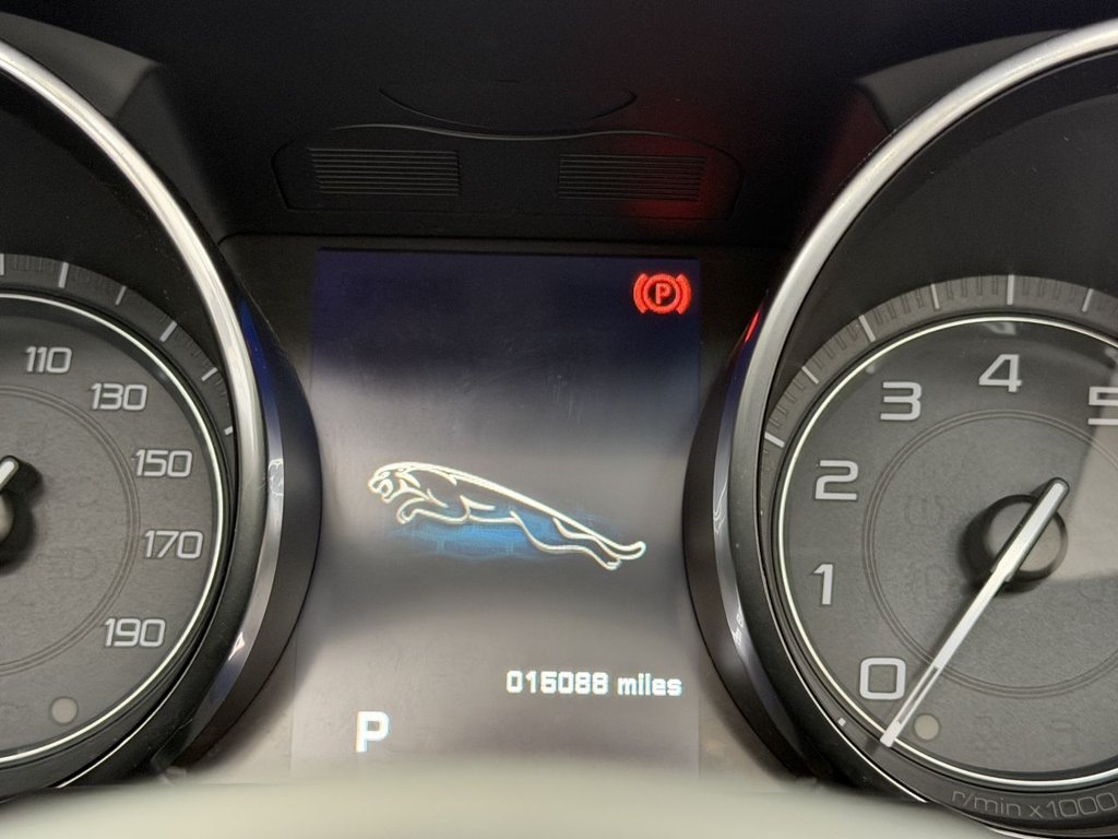 USED 2014 F JAGUAR F-TYPE 3.0 V6 Convertible 2dr Petrol Auto Euro 5 (s/s) (340 ps) 