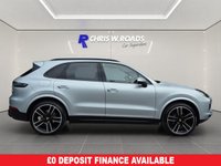 USED 2019 69 PORSCHE CAYENNE 3.0T V6 GPF 5dr TiptronicS 4WD ** Over &pound;17000 of Options + Balance of Porsche Warranty **