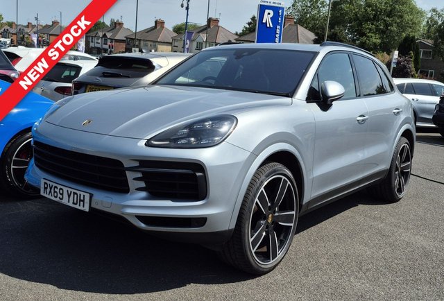 View our Porsche Cayenne 3.0T V6 GPF 5dr TiptronicS 4WD