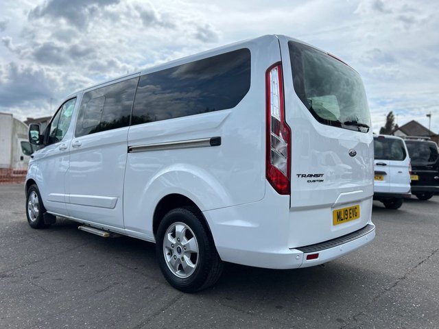 View our FORD TOURNEO CUSTOM