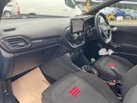 USED 2022 71 FORD FIESTA 1.0T EcoBoost MHEV ST-Line Hatchback 5dr Petrol Hybrid Manual Euro 6 (s/s) (125 ps) A LOVELY VEHICLE, JUST ON SITE+JUST 1 FORMER KEEPER+SERVICE HISTORY+SATELLITE NAVIGATION+PARK ASSIST+AIR CONDITIONING+17 INCH ALLOY WHEELS+CALL TODAY TO SPEAK WITH OUR EXPERIENCED SALES ADVISORS AND SECURE A VIEWING+READY TO DRIVE AWAY TODAY!!!!!!!!!!!!!!!!!!!!!