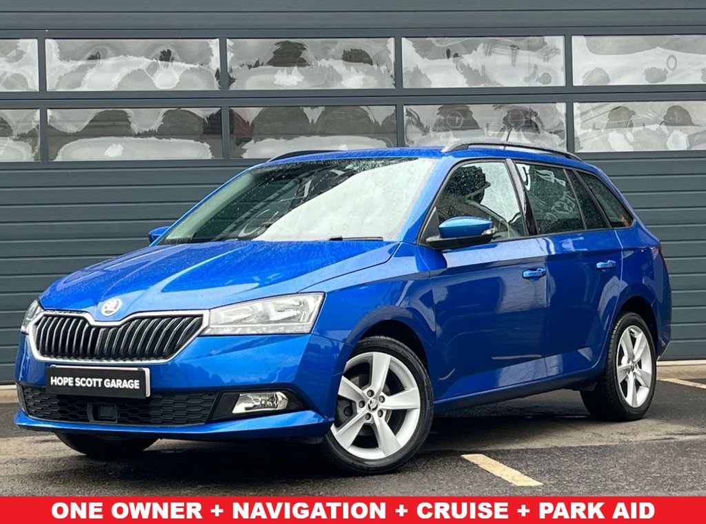 Blue 2021 Skoda Fabia 1.0 TSI SE L (95ps) Estate SUV/Crossover Front-wheel drive Manual