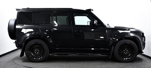 USED 2025 74 LAND ROVER DEFENDER 110 3.0 D350 MHEV X-Dynamic HSE SUV 5dr Diesel Auto 4WD Euro 6 (s/s) (350 ps) URBAN WT | Pan/AirSus/7 Seats