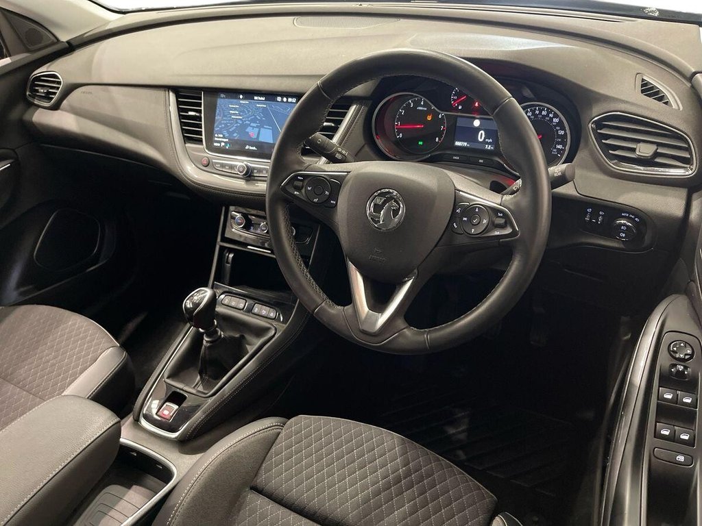 USED 2021 21 VAUXHALL GRANDLAND X 1.2 Turbo Griffin Edition SUV 5dr Petrol Manual Euro 6 (s/s) (130 ps) APPLE CAR PLAY AND ANDROID AUTO