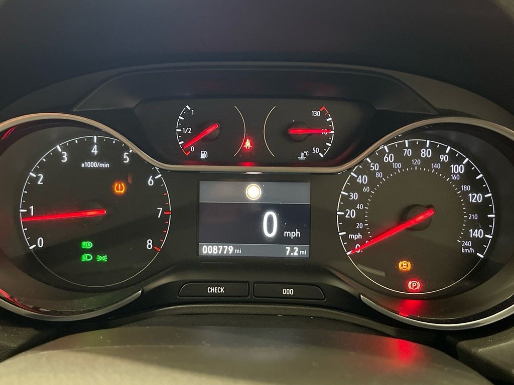 USED 2021 21 VAUXHALL GRANDLAND X 1.2 Turbo Griffin Edition SUV 5dr Petrol Manual Euro 6 (s/s) (130 ps) APPLE CAR PLAY AND ANDROID AUTO