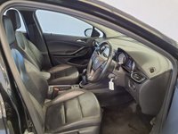USED 2017 17 VAUXHALL ASTRA 1.6 CDTi BlueInjection Elite Nav Hatchback 5dr Diesel Manual Euro 6 (s/s) (136 ps) 