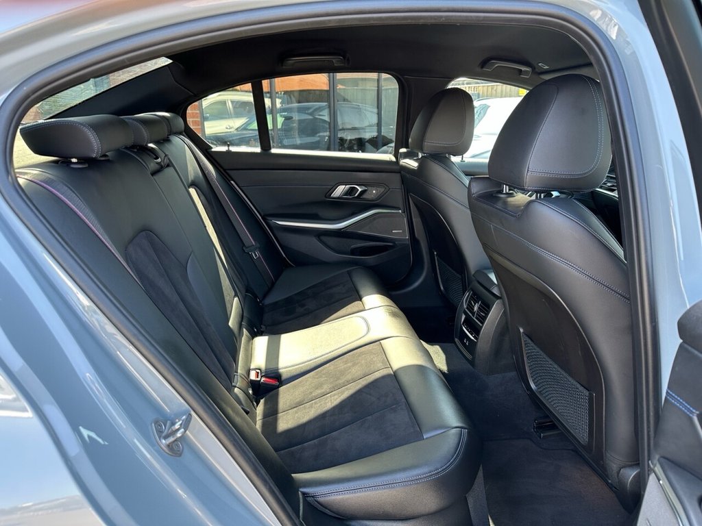 USED 2023 72 BMW 3 SERIES 2.0 330e 12kWh M Sport Saloon 4dr Petrol Plug-in Hybrid Auto Euro 6 (s/s) (292 ps) Huge Spec FSH Best Colour Ex Cond
