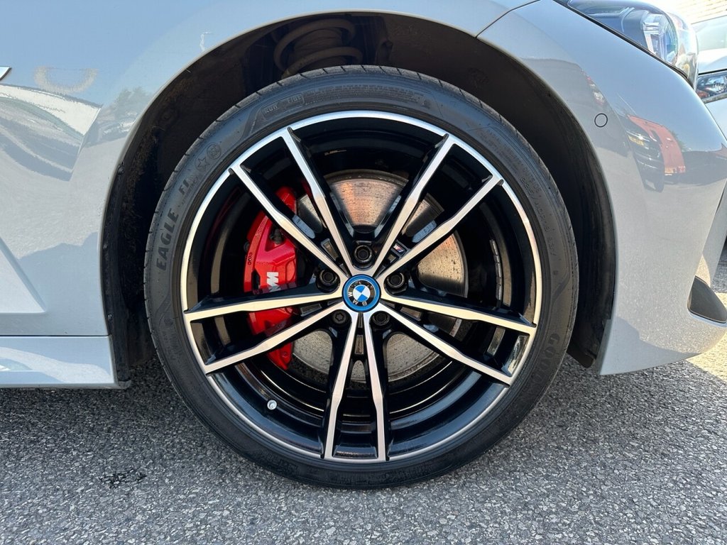USED 2023 72 BMW 3 SERIES 2.0 330e 12kWh M Sport Saloon 4dr Petrol Plug-in Hybrid Auto Euro 6 (s/s) (292 ps) Huge Spec FSH Best Colour Ex Cond