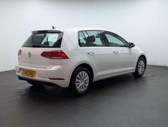 USED 2018 18 VOLKSWAGEN GOLF 1.4 Golf S TSi BlueMotion Technology 5dr CLICK+COLLECT / HOME DELIVERY