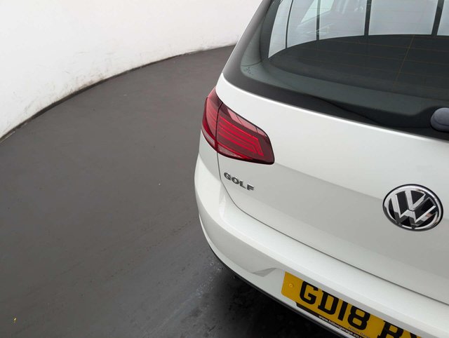 USED 2018 18 VOLKSWAGEN GOLF 1.4 Golf S TSi BlueMotion Technology 5dr CLICK+COLLECT / HOME DELIVERY