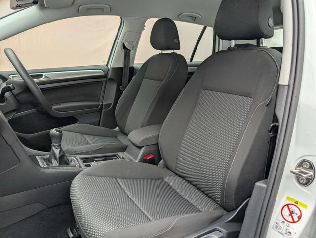 USED 2018 18 VOLKSWAGEN GOLF 1.4 Golf S TSi BlueMotion Technology 5dr CLICK+COLLECT / HOME DELIVERY