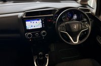 USED 2016 66 HONDA JAZZ 1.3 i-VTEC SE Navi Hatchback 5dr Petrol Manual Euro 6 (s/s) (102 ps) &pound;35 ROAD TAX - NEW MOT - SERVICE RECORDS, SAT NAV - PARKING SENSORS