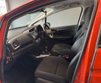 USED 2016 66 HONDA JAZZ 1.3 i-VTEC SE Navi Hatchback 5dr Petrol Manual Euro 6 (s/s) (102 ps) &pound;35 ROAD TAX - NEW MOT - SERVICE RECORDS, SAT NAV - PARKING SENSORS