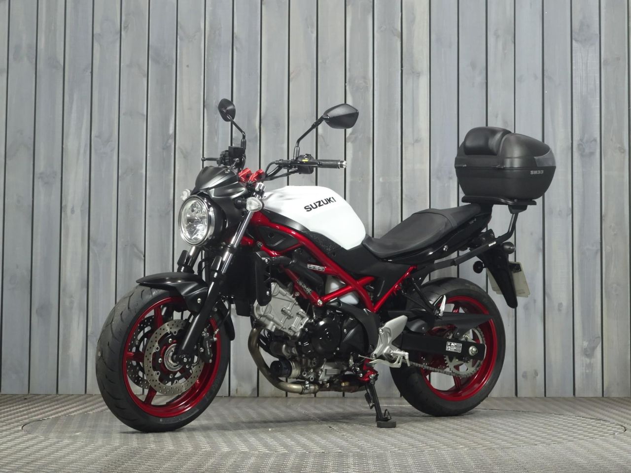SUZUKI SV650