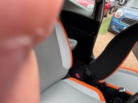 USED 2015 64 TOYOTA AYGO 1.0 VVT-i x-cite Hatchback 3dr Petrol Manual Euro 5 Euro 5 (68 ps) Idea First Car * 9 Services * Ex Condition * Cheap to Run