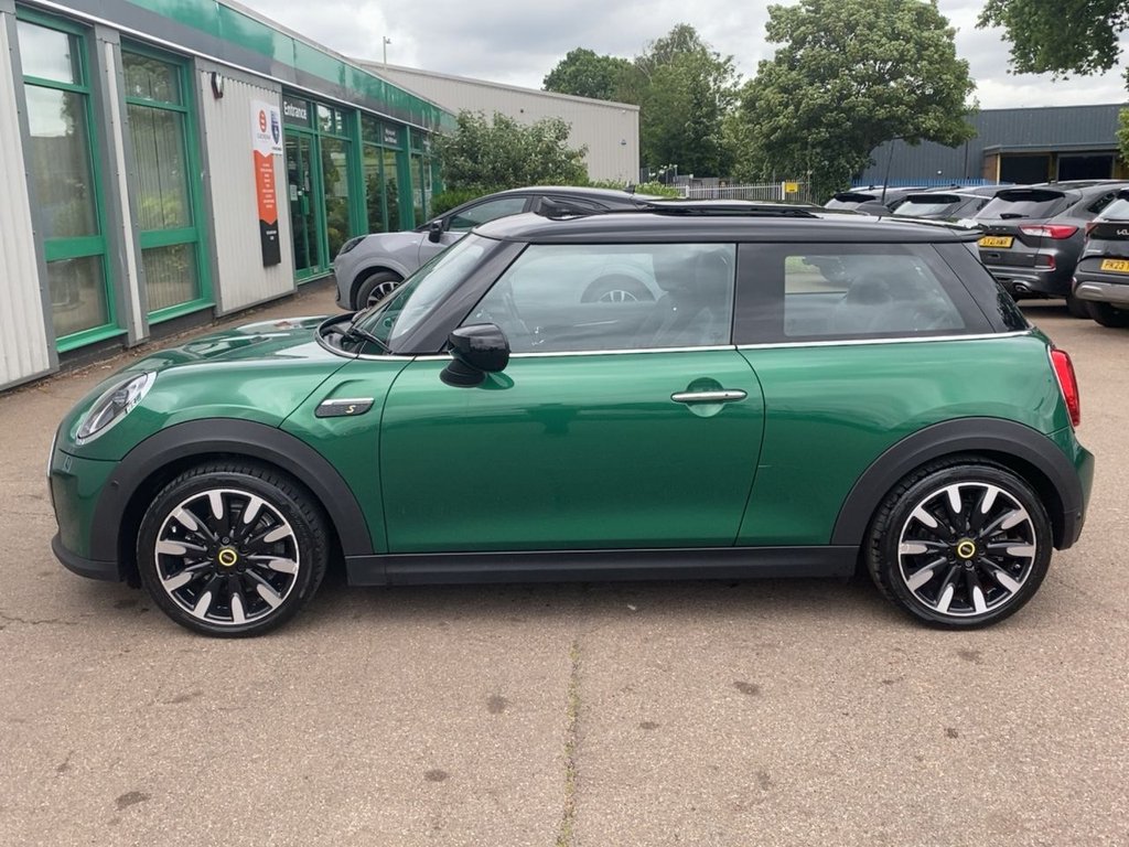 USED 2023 23 MINI Electric Hatch Cooper SE 32.6kWh Level 3 Hatchback 3dr Electric Auto (184 ps) 