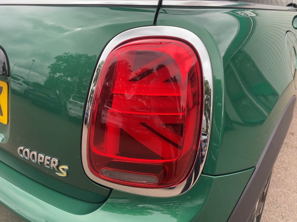 USED 2023 23 MINI Electric Hatch Cooper SE 32.6kWh Level 3 Hatchback 3dr Electric Auto (184 ps) 
