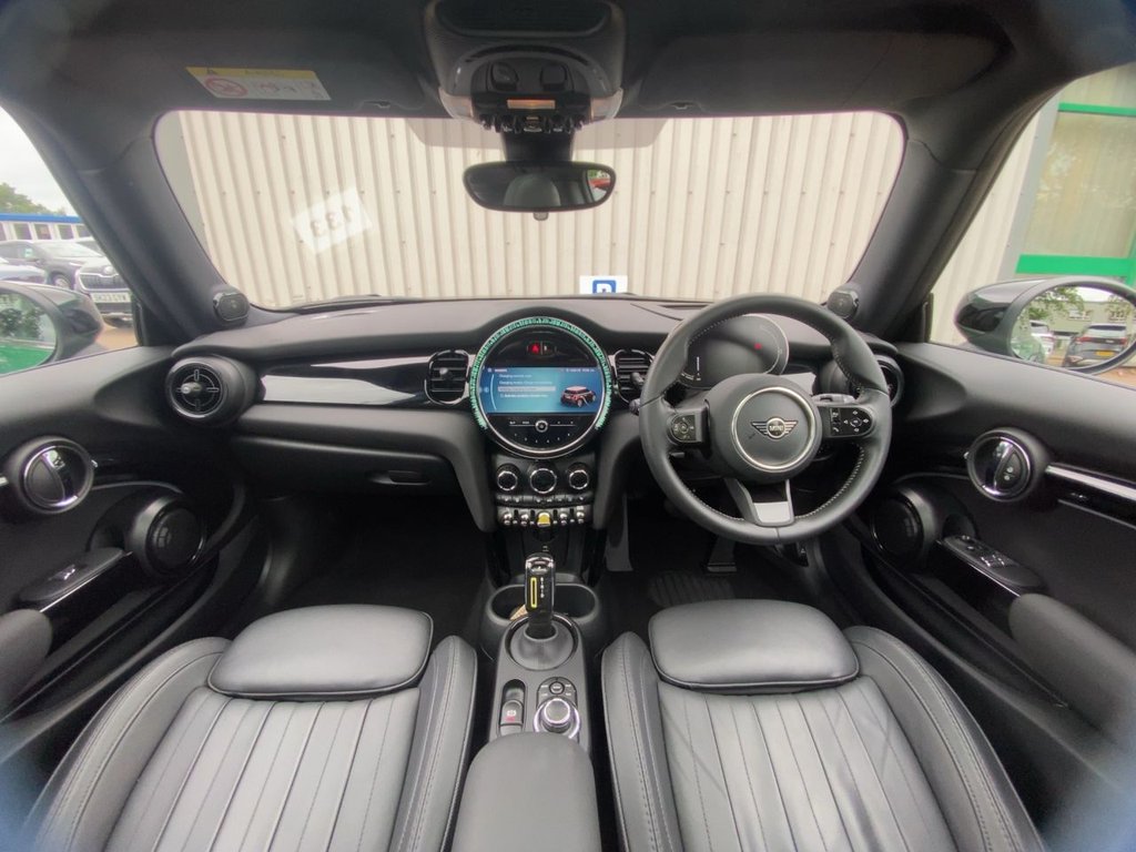 USED 2023 23 MINI Electric Hatch Cooper SE 32.6kWh Level 3 Hatchback 3dr Electric Auto (184 ps) 