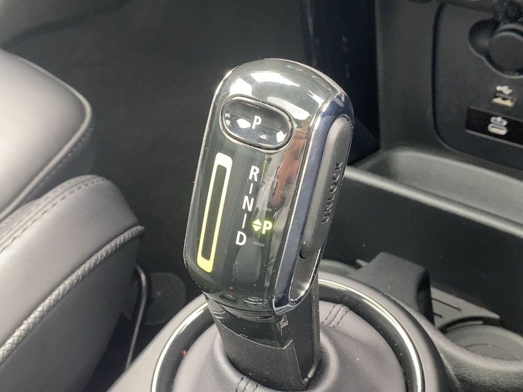USED 2023 23 MINI Electric Hatch Cooper SE 32.6kWh Level 3 Hatchback 3dr Electric Auto (184 ps) 