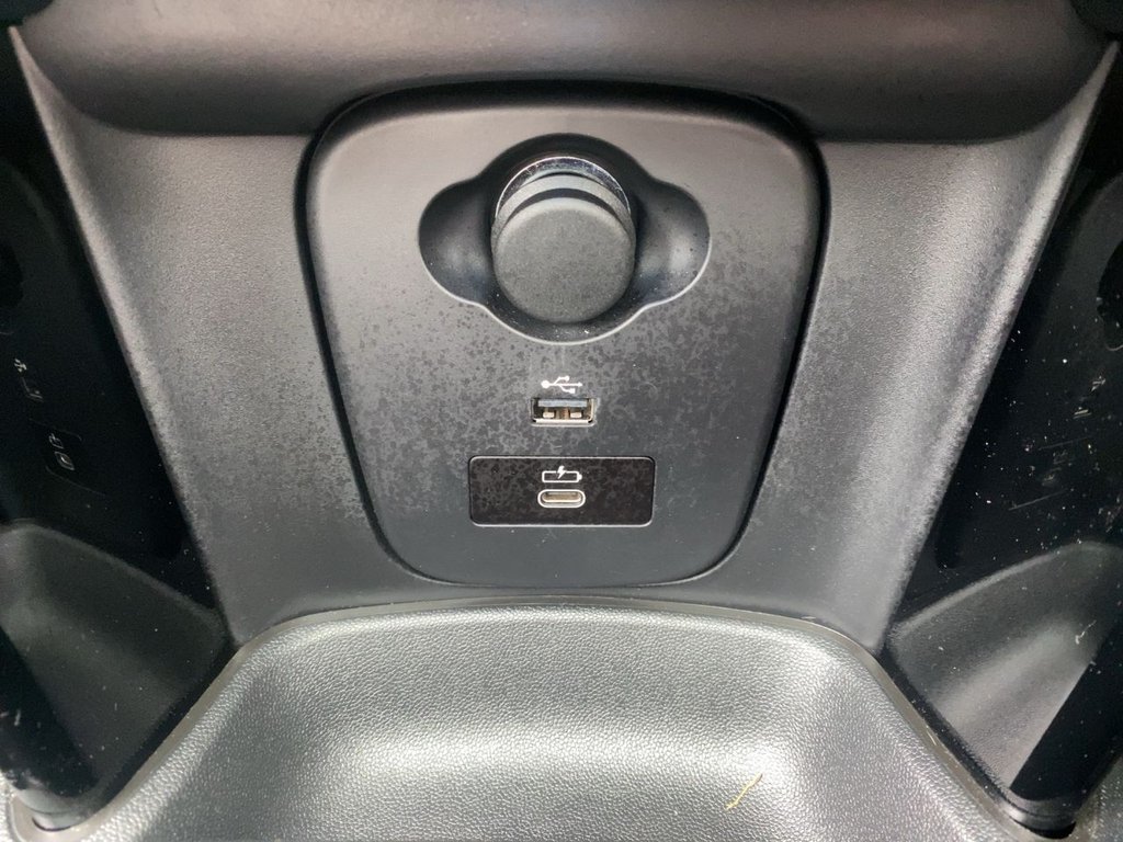 USED 2023 23 MINI Electric Hatch Cooper SE 32.6kWh Level 3 Hatchback 3dr Electric Auto (184 ps) 