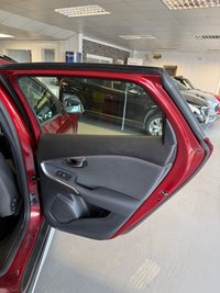 USED 2016 66 VOLVO V40 CROSS COUNTRY 2.0 D2 Nav Plus Hatchback 5dr Diesel Manual Euro 6 (s/s) (120 ps) NEW CAMBELT AND WATER PUMP!