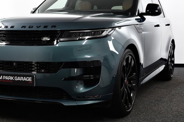 USED 2023 23 LAND ROVER RANGE ROVER SPORT 3.0 D300 MHEV Autobiography SUV 5dr Diesel Auto 4WD Euro 6 (s/s) (300 ps) &pound;8k Extras | D/Steps | 23"s +
