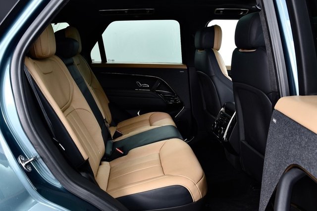 USED 2023 23 LAND ROVER RANGE ROVER SPORT 3.0 D300 MHEV Autobiography SUV 5dr Diesel Auto 4WD Euro 6 (s/s) (300 ps) &pound;8k Extras | D/Steps | 23"s +