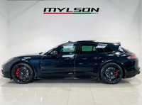 USED 2019 69 PORSCHE PANAMERA 4.0T V8 GPF Turbo Sport Turismo 5dr Petrol PDK 4WD Euro 6 (s/s) (550 ps) Metallic Black with Black Leather|Sport Chrono|Pano Roof|Carbon Interior Pack|21in Turbo Design Wheels|Heated Wheel|Sports Exhaust