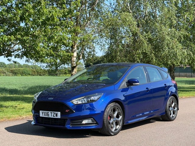View our FORD FOCUS