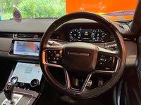 USED 2021 21 LAND ROVER RANGE ROVER EVOQUE 1.5 P300e 12.2kWh R-Dynamic SE SUV 5dr Petrol Plug-in Hybrid Auto 4WD Euro 6 (s/s) (309 ps) Hybrid 4x4. Spec'd.