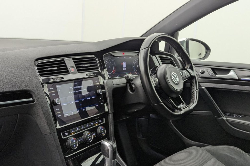 USED 2018 18 VOLKSWAGEN GOLF 2.0 TSI R Estate 5dr Petrol DSG 4Motion Euro 6 (s/s) (310 ps) 4X4, Car Play, Sat Nav