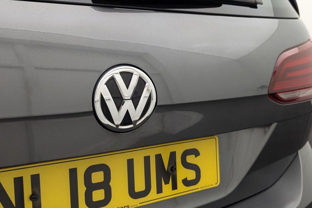 USED 2018 18 VOLKSWAGEN GOLF 2.0 TSI R Estate 5dr Petrol DSG 4Motion Euro 6 (s/s) (310 ps) 4X4, Car Play, Sat Nav