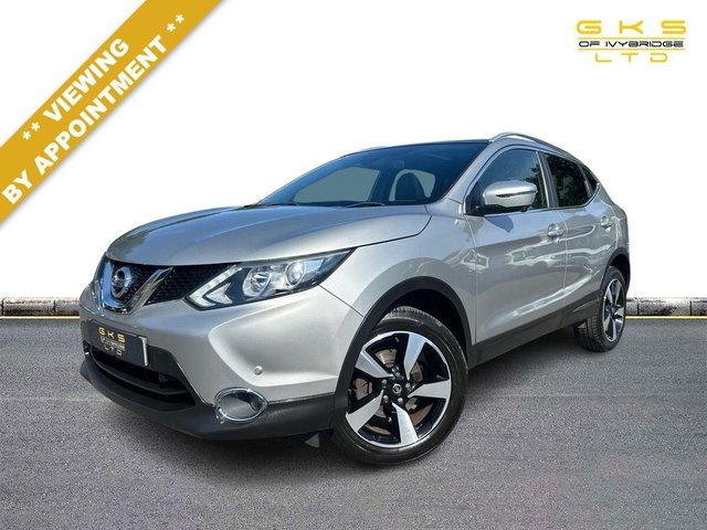 View our Nissan Qashqai 1.2 DIG-T N-Vision SUV 5dr Petrol Manual 2WD Euro 6 (s/s) (115 ps)