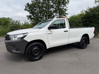 2020 TOYOTA HI-LUX 2.4 D-4D Active  Pickup 2dr Diesel Manual 4WD Euro 6 (150 ps) &pound;15975.00
