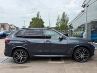 USED 2019 69 BMW X5 4.4 M50i V8 SUV 5dr Petrol Auto xDrive Euro 6 (s/s) (530 ps) 