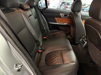 USED 2009 09 JAGUAR XF 2.7d V6 Luxury Saloon 4dr Diesel Auto Euro 4 (207 ps) FULL LEATHER SEATS & BLUETOOTH