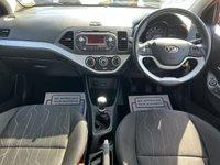 USED 2013 13 KIA PICANTO 1.0 2 Hatchback 5dr Petrol Manual Euro 5 (68 bhp) Gorgeous Fuchsia Paintwork + Bluetooth + &pound;20 Tax