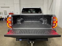 USED 2025 25 TOYOTA HI-LUX DOUBLE CAB 2.8 Hybrid 48v Invincible X 205ps Auto (2024 - ) 