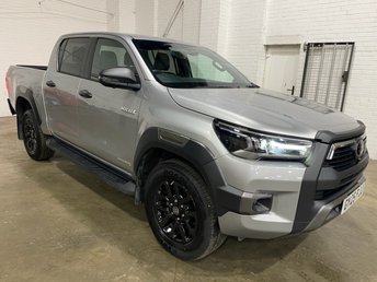 2025 TOYOTA HI-LUX