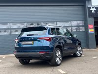 USED 2023 72 SKODA KAROQ 1.5 TSI ACT SE L SUV 5dr Petrol DSG Euro 6 (s/s) (150 ps) ***ONE OWNER + CAMERA + WINTER PACK + APPLE PLAY*** (1Owner,WinterPack,Camera,ApplePlay,FSH,8K)