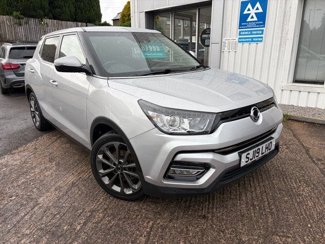 View our Ssangyong Tivoli 1.6 e-XGi Ultimate SUV 5dr Petrol Manual Euro 6 (s/s) (128 ps)