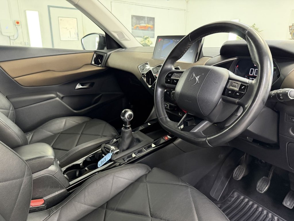 USED 2019 19 DS AUTOMOBILES DS 3 CROSSBACK 1.2 PureTech Prestige Crossback 5dr Petrol Manual Euro 6 (s/s) (100 ps) 