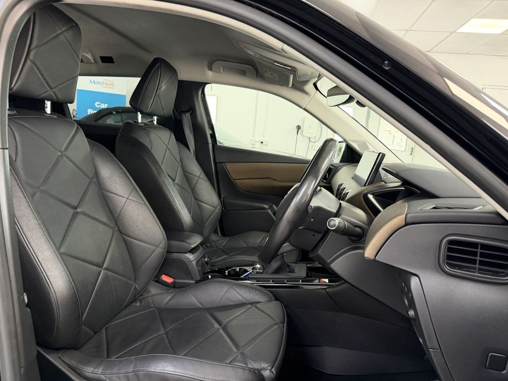 USED 2019 19 DS AUTOMOBILES DS 3 CROSSBACK 1.2 PureTech Prestige Crossback 5dr Petrol Manual Euro 6 (s/s) (100 ps) 