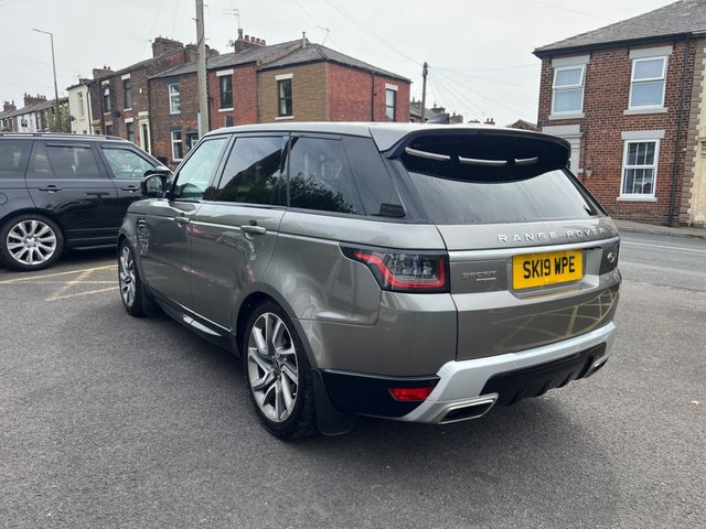 View our LAND ROVER RANGE ROVER SPORT