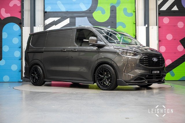 View our FORD TRANSIT CUSTOM