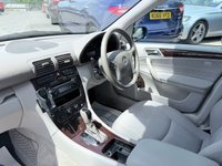 USED 2003 53 MERCEDES-BENZ C-CLASS 1.8 C200 Kompressor Elegance SE Saloon 4dr Petrol Automatic (209 g/km, 163 bhp) in metallic blue with a grey interior in immaculate condition with only 67456 miles one not to be missed. A future classic Mercedes in immaculate condition inside and out with a great history in metallic blue with a lovely grey cloth interior a stunning Mercedes that drives and looks great.............